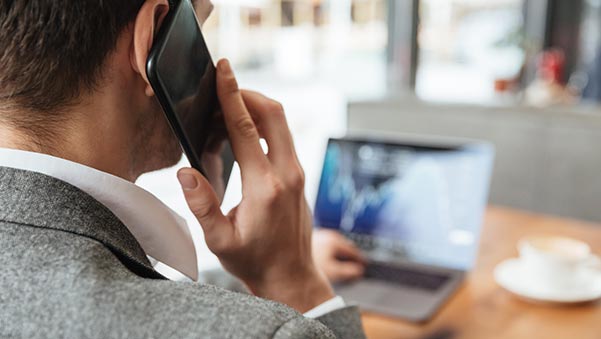 imagen de El prefijo 400 para llamadas comerciales: guía de adaptación y cambios obligatorios para empresas
